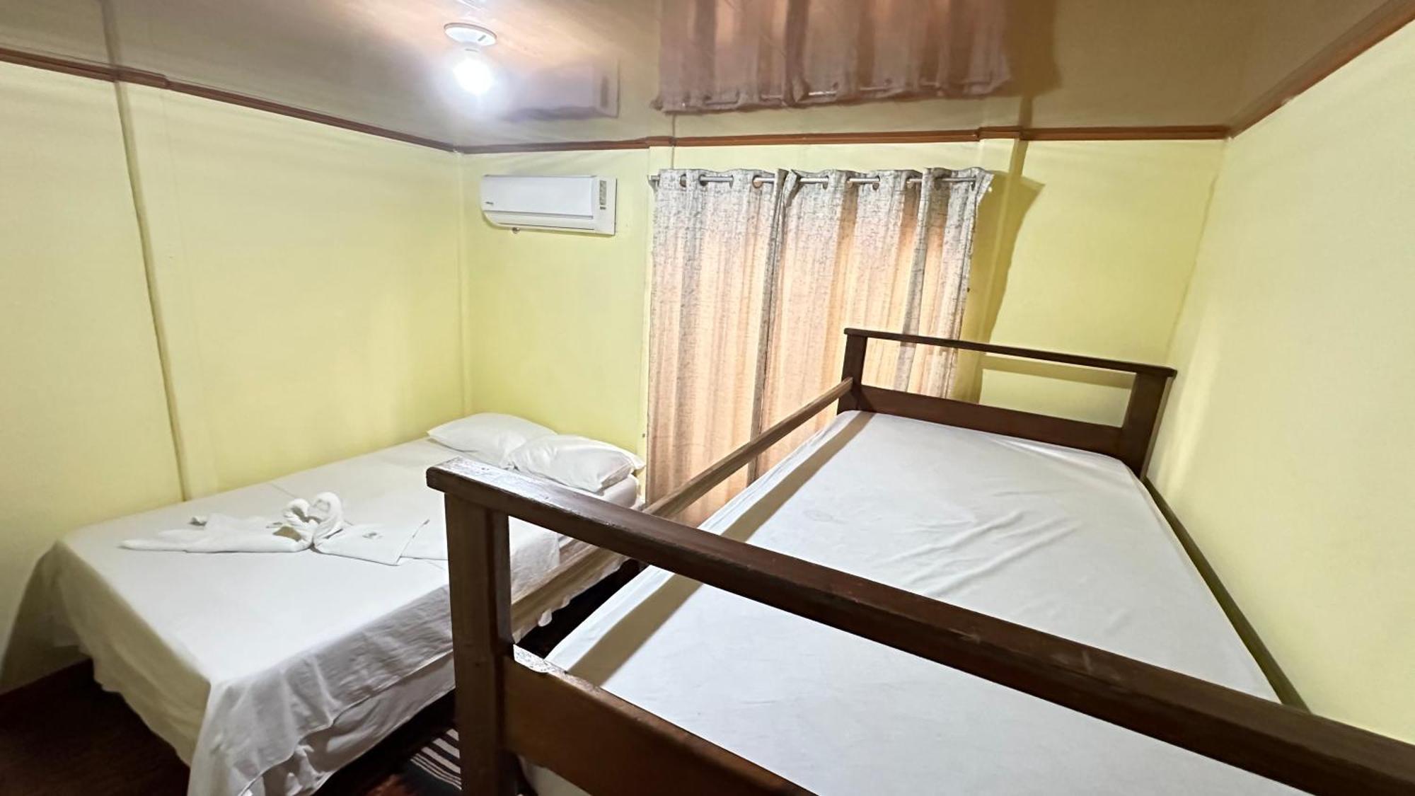 The Corner House Apartment Tortuguero Bagian luar foto